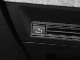 Peugeot 3008 1.2 Hybrid 145 GT thumbnail 45