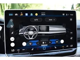 Volkswagen Golf Variant NEW 1.5 TSI LIFE thumbnail 38