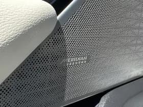 Land Rover Range Rover Velar 2.0 250PK AWD R-DYNAMIC BLACK PACK SE thumbnail 19