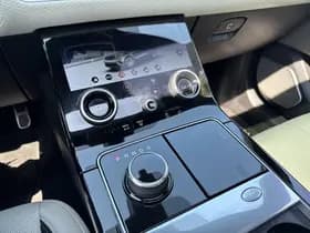 Land Rover Range Rover Velar 2.0 250PK AWD R-DYNAMIC BLACK PACK SE thumbnail 25