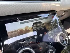 Land Rover Range Rover Velar 2.0 250PK AWD R-DYNAMIC BLACK PACK SE thumbnail 53