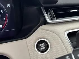 Land Rover Range Rover Velar 2.0 250PK AWD R-DYNAMIC BLACK PACK SE thumbnail 57