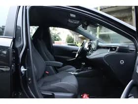 Toyota Corolla 1.8 HYBRID AUT. DYNAMIC thumbnail 17