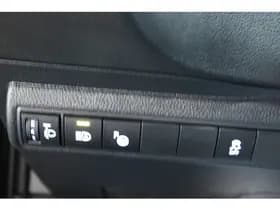 Toyota Corolla 1.8 HYBRID AUT. DYNAMIC thumbnail 25