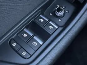 Audi A4 Avant 35 TFSI 2.0 150PK S-TRONIC PRO-LINE thumbnail 17