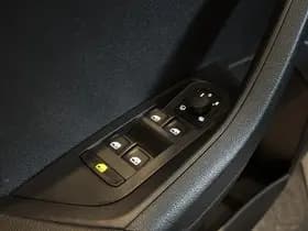 ŠKODA Karoq TSI 115PK SELECTION thumbnail 4