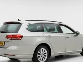 Volkswagen Passat Variant 1.4 TSI ACT 150PK CONNECTED SERIES+ thumbnail 8