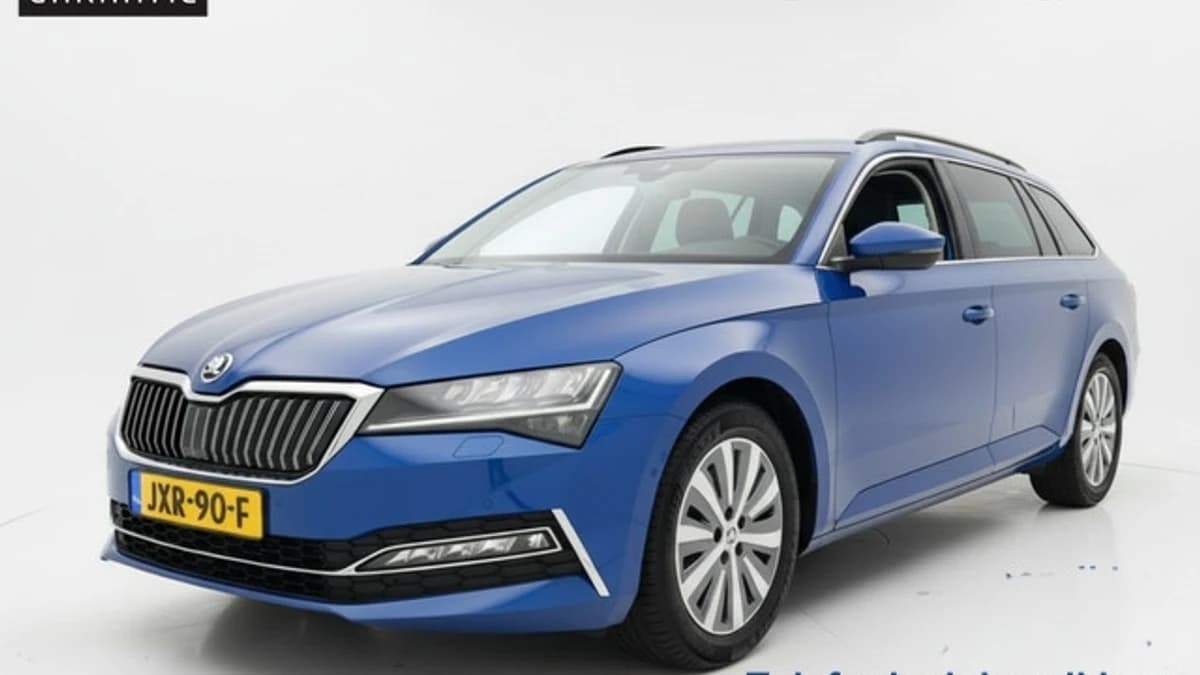 ŠKODA Superb Combi iV 218PK DSG HYBRID BUSINESS — foto 1