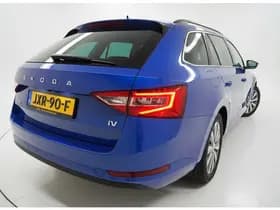 ŠKODA Superb Combi iV 218PK DSG HYBRID BUSINESS thumbnail 5