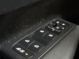 Volvo XC40 1.5 T5 262 PK AUT. RECHARGE R-DESIGN thumbnail 25