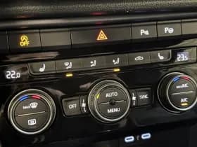 Volkswagen T-Roc Cabrio 1.5 TSI 150PK DSG R-LINE SPORT thumbnail 31