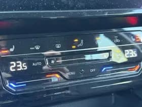 Volkswagen Passat Variant 1.5 TSI 150PK DSG BUSINESS thumbnail 28