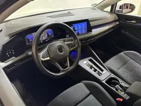 Volkswagen Golf 1.4 eHybrid 204PK DSG STYLE thumbnail 27