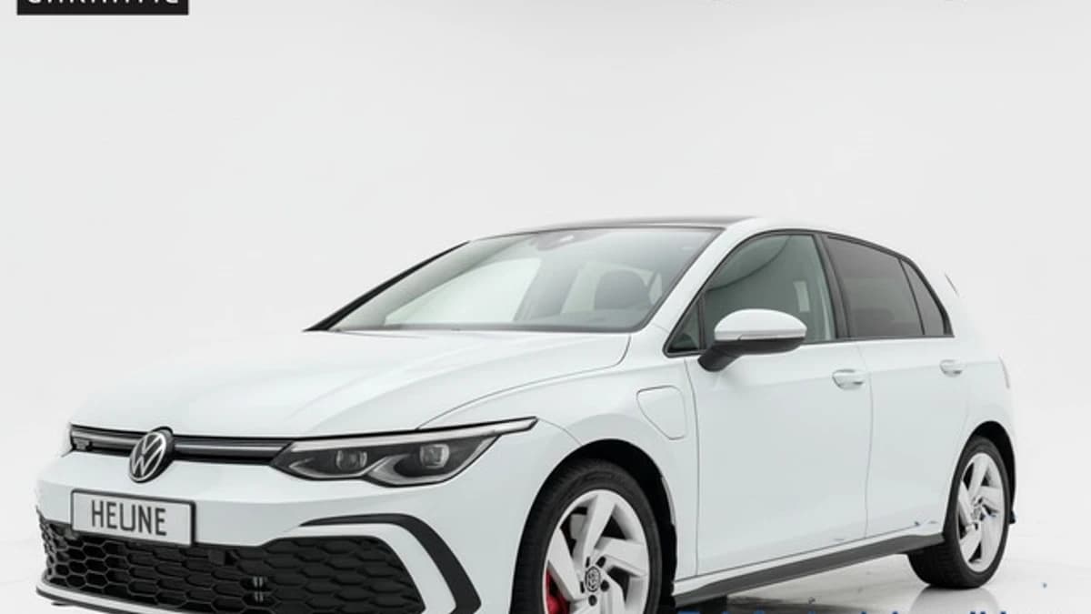 Volkswagen Golf GTE 245PK HYBRID SPORT — foto 1