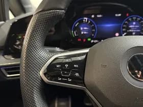 Volkswagen Golf GTE 245PK HYBRID SPORT thumbnail 22