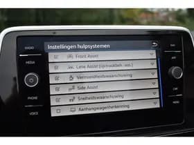 Volkswagen T-Roc Cabrio 1.5 TSI 150PK DSG R-LINE SPORT thumbnail 37