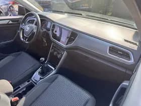 Volkswagen T-Roc TSI 110PK COMFORTLINE thumbnail 11