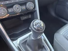 Volkswagen T-Roc TSI 110PK COMFORTLINE thumbnail 23