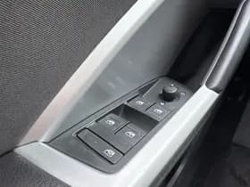 Audi Q3 Sportback 45 TFSI e 245PK BUSINESS EDITION thumbnail 17