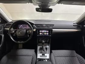 ŠKODA Superb Combi iV 218PK DSG HYBRID BUSINESS thumbnail 2