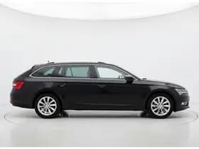 ŠKODA Superb Combi iV 218PK DSG HYBRID BUSINESS thumbnail 4