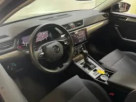 ŠKODA Superb Combi iV 218PK DSG HYBRID BUSINESS thumbnail 31