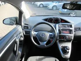 Toyota Verso 1.6 VVT-i Business 7-PERSOONS thumbnail 4