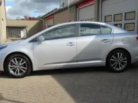 Toyota Avensis 1.6 VVTi Comfort thumbnail 11