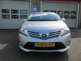Toyota Avensis 1.6 VVTi Comfort thumbnail 12