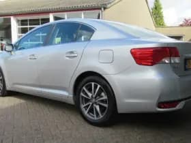 Toyota Avensis 1.6 VVTi Comfort thumbnail 10