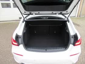 BMW 1-serie 118i Executive Edition thumbnail 19