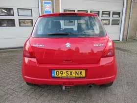 Suzuki Swift 1.5 Exclusive thumbnail 16