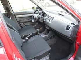 Suzuki Swift 1.5 Exclusive thumbnail 6