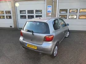 Toyota Yaris 1.0 VVT-i S-Line 36.000 KM 2e EIGENAAR thumbnail 2