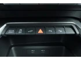 Audi A3 Sportback 45 TFSI e S edition Competition Daytonagrijs pareleffect thumbnail 32