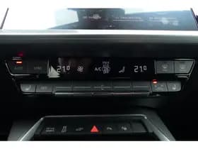 Audi A3 Sportback 45 TFSI e S edition Competition Daytonagrijs pareleffect thumbnail 33