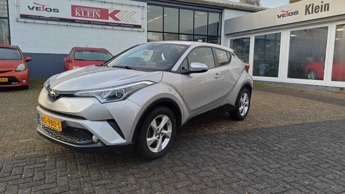Toyota C-HR — foto 1