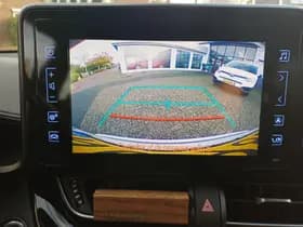 Toyota C-HR thumbnail 12