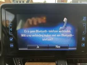 Toyota C-HR thumbnail 13