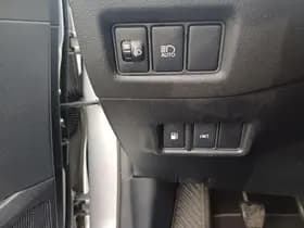 Toyota C-HR thumbnail 38