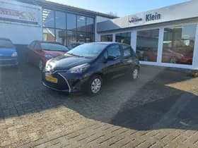 Toyota Yaris thumbnail 2