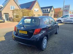 Toyota Yaris thumbnail 21