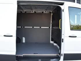 Volkswagen Crafter Facelift 35 2.0 TDI 140pk H6 L3H2 Comfortline App-Connect Parkeersensoren thumbnail 9