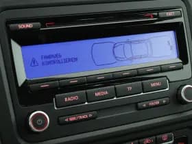 Volkswagen Golf R 2.0 270pk H6 4-Motion NL Auto 1e Eigenaar Xenon Cruise Control Parkeersensoren thumbnail 19