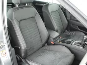 Volkswagen Passat Variant 1.5 TSI 150pk DSG Elegance Business + Camera Head-Up Virtual Cockpit Navigatie thumbnail 2