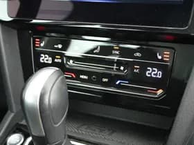 Volkswagen Passat Variant 1.5 TSI 150pk DSG Elegance Business + Camera Head-Up Virtual Cockpit Navigatie thumbnail 30