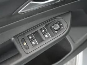 Volkswagen Golf 2.0 TDI 200pk DSG GTD Panoramadak Camera Virtual Cockpit Navigatie thumbnail 16