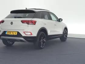 Volkswagen T-Roc 1.5 TSI 150pk DSG Style Camera Panoramadak IQ.Light Stoelverwarming Carplay thumbnail 11