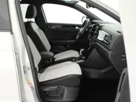 Volkswagen T-Roc 1.5 TSI 150pk DSG Style Camera Panoramadak IQ.Light Stoelverwarming Carplay thumbnail 15