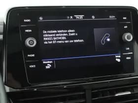 Volkswagen T-Roc 1.5 TSI 150pk DSG Style Camera Panoramadak IQ.Light Stoelverwarming Carplay thumbnail 32